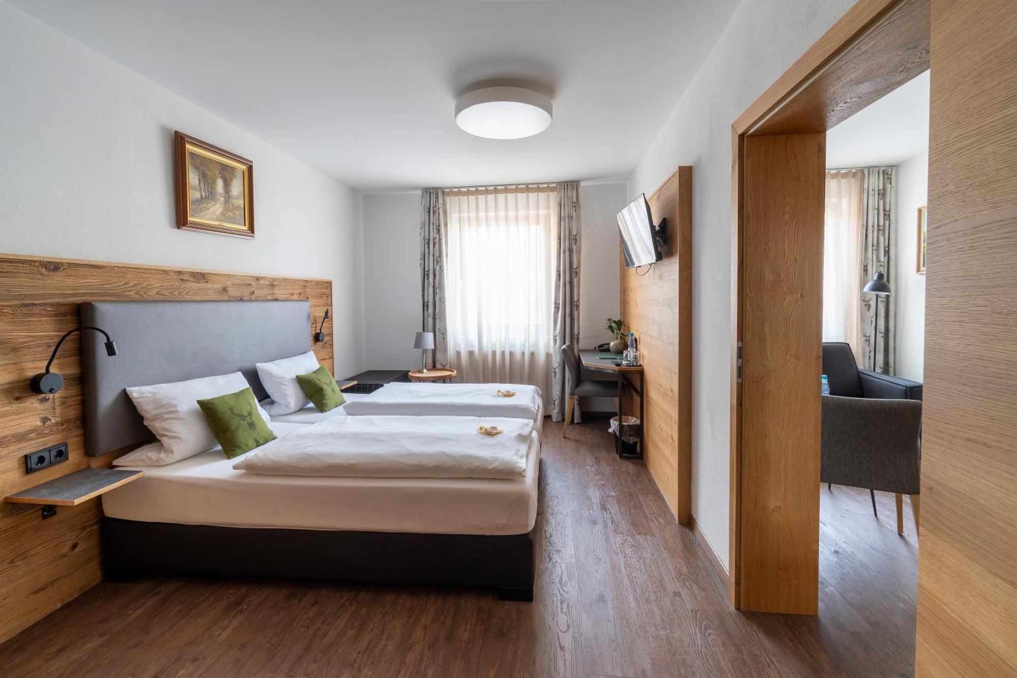 וואלדסאסן Hotel Zum Ehem. Koenigl. Bayr. Forsthaus מראה חיצוני תמונה